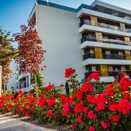 Novum By The Sea Aparthotel Olimp Buitenkant foto